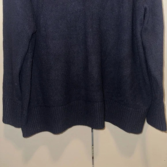VINCE 100% Cashmere Women's Navy V-Neck Sweater Size XXL - Picture 5 of 9